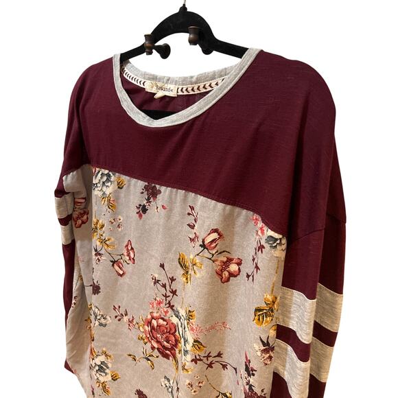 Rewind Floral T-Shirt Women's XL Mixed Media Poly Bl Sporty - Picture 2 of 8